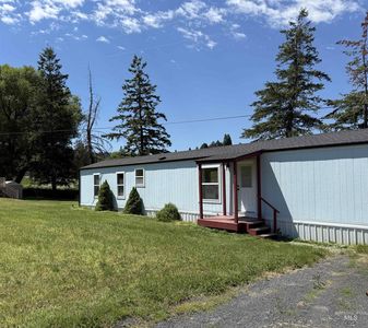 4325 Lenville Rd Trailer 10, Moscow, ID, 83843