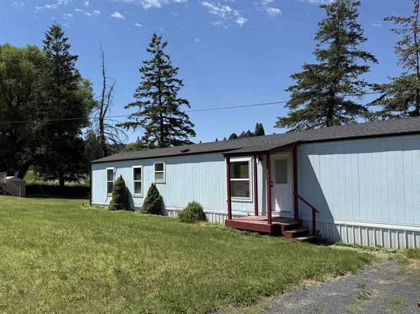 4325 Lenville Rd Trailer 10, Moscow, ID 83843
