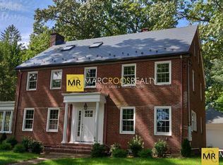 30 Gammons Rd, Newton, MA 02468