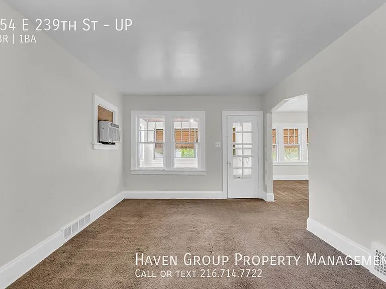 954 E 239th St #UP — Photo 8