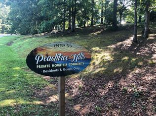 169 Peachtree Hills Ln, Murphy, NC 28906