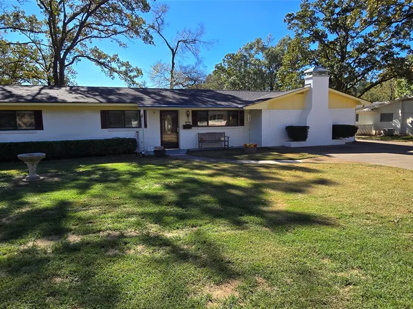 214 N Oaks Dr, Grand Saline, TX 75140