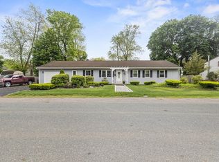 35 Pierce St, Brockton, MA 02302