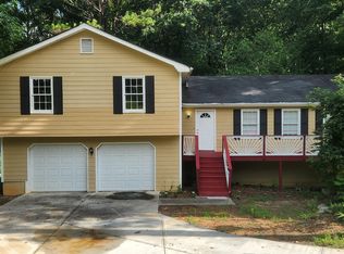 3981 Woodbridge Dr, Snellville, GA