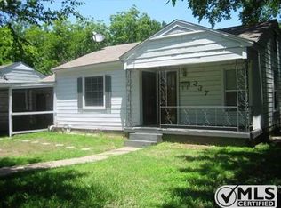 237 Graham Ave, Bonham, TX 75418