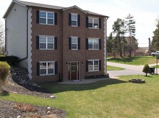 14361 Limerick Ln, Cement City, MI 49233