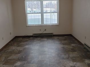 1401 Gardenette Dr #1, Jamestown, ND 58401