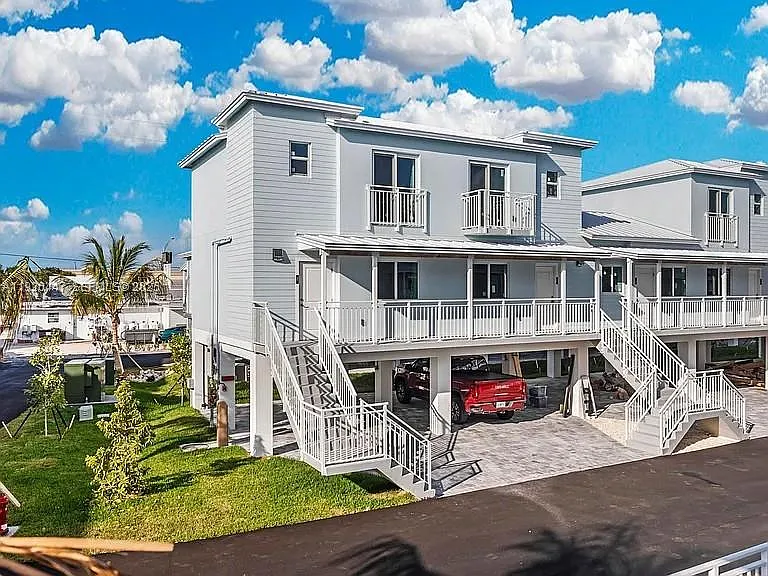 10877 Overseas Hwy #37 — Photo 3