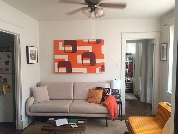 4th image of 1600 Sycamore St #3