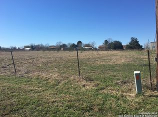 210 Santa Clara Loop, Marion, TX 78124