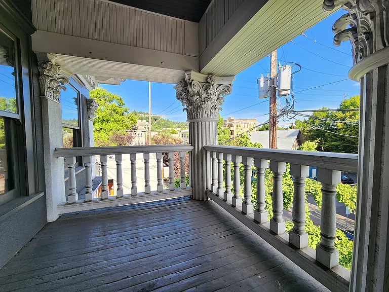 2068 NW Flanders St #3 — Photo 17