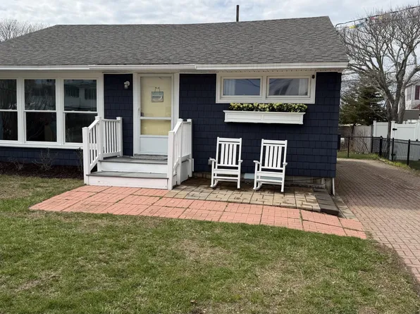 328 Ocean Avenue, Wells, ME 04090