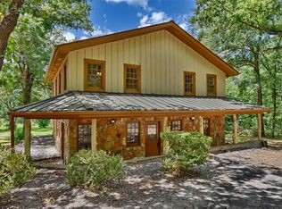 539 Meadow Creek Rd, Bellville, TX 77418