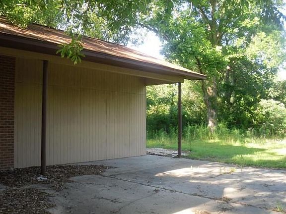 Drive Way