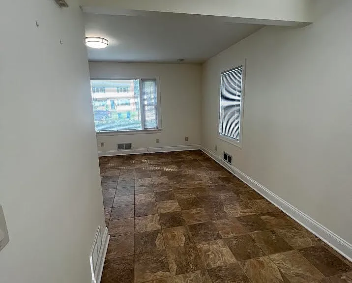 155 Lattimore Rd — Photo 10