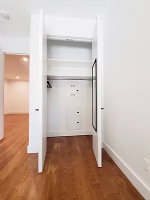 Rented by Rentall Group Inc | media 6