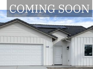 11200 Vista Fuego Dr, Bakersfield, CA 93311