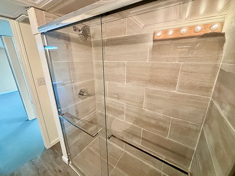 326 Pepperton Dr — Photo 32