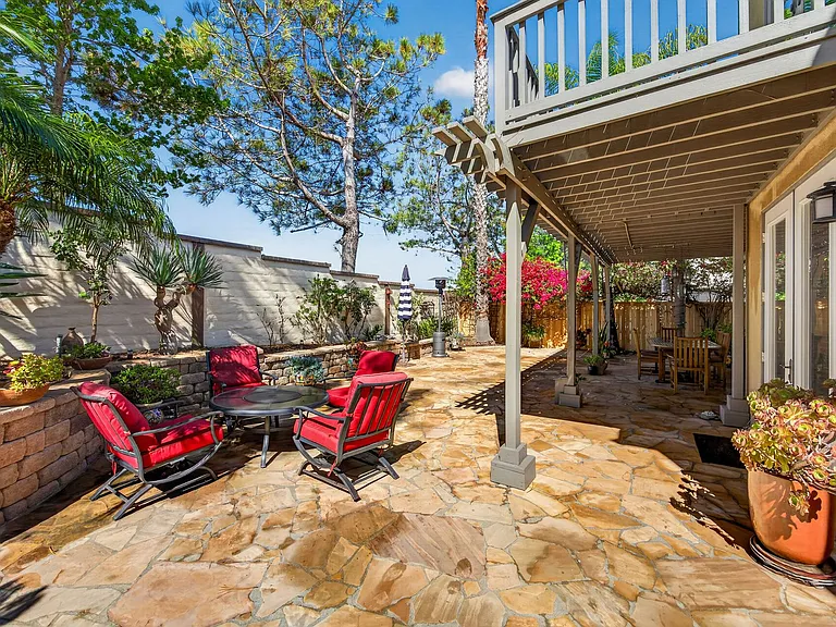 13720 Rosecroft Way — Photo 40