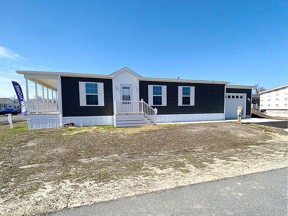 2nd image of 11 Folkstone Ln