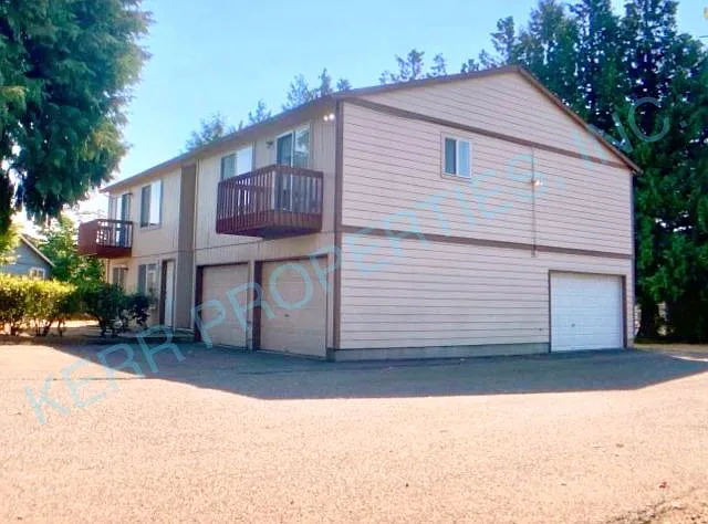 2203 SE 96th Dr — Photo 1