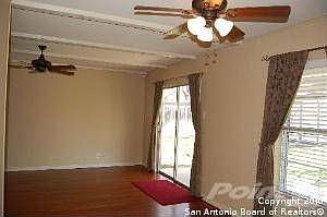 5th image of 4222 Greystone Dr