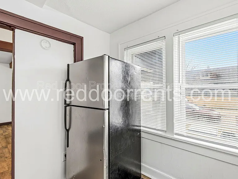 408 N Oakland Ave #A — Photo 5