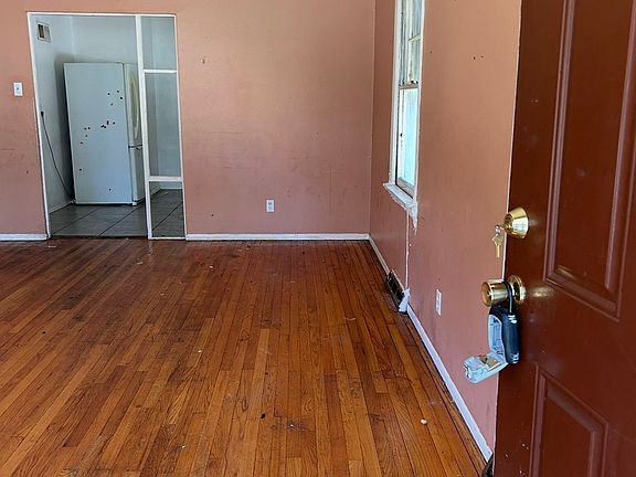 2nd image of 6998 Edison Ave
