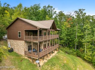 4052 Ridgeback Ln, Sevierville, TN 37862