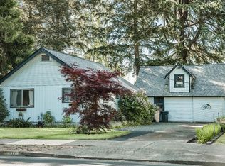 317 NE A St, Grants Pass, OR