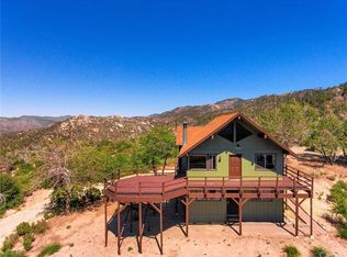 32785 Black Bear Rd, Green Valley Lake, CA 92341