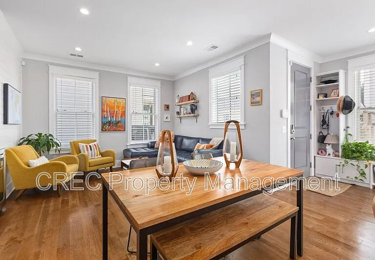 3 1/2 Maranda Holmes St #B — Photo 13