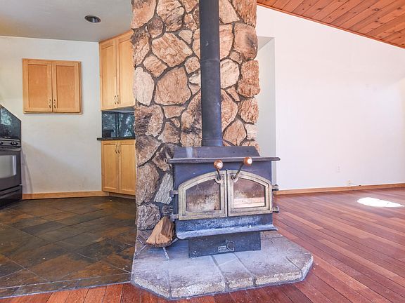 5th image of 18050 Pipit Ct