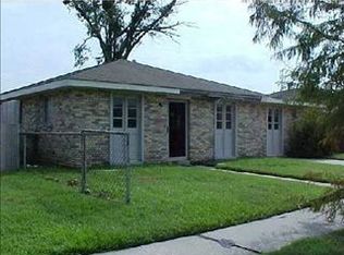 97 Jupiter Cir, Violet, LA 70092