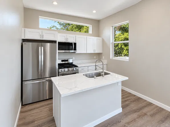 5235 Gary St, San Diego, CA 92115