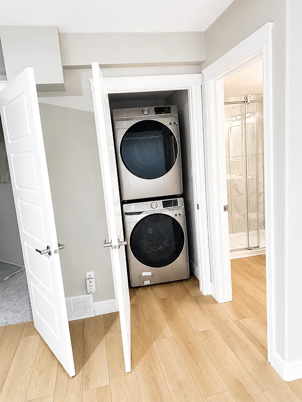 1 bed, 1.0 bath, $950 — Photo 2