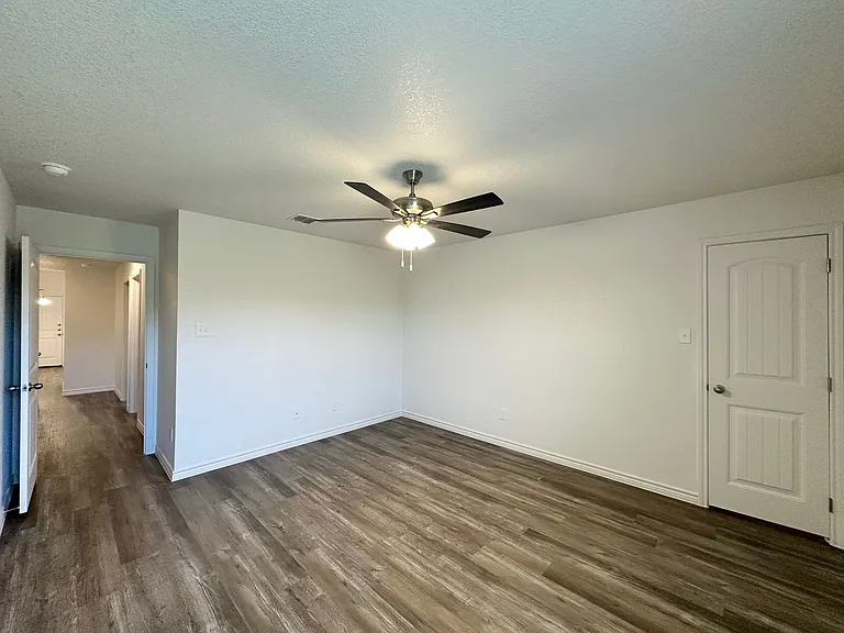 234B Dolphin Dr — Photo 24