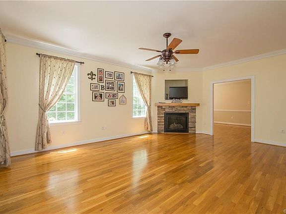 5th image of 1618 Olmstead Dr