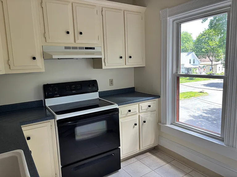 23-25 Mulberry St #1 — Photo 3
