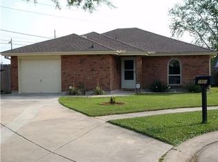 1001 S Bayou Rd, Kenner, LA 70065