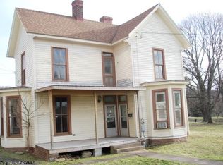 53 Depot St, Jane Lew, WV 26378