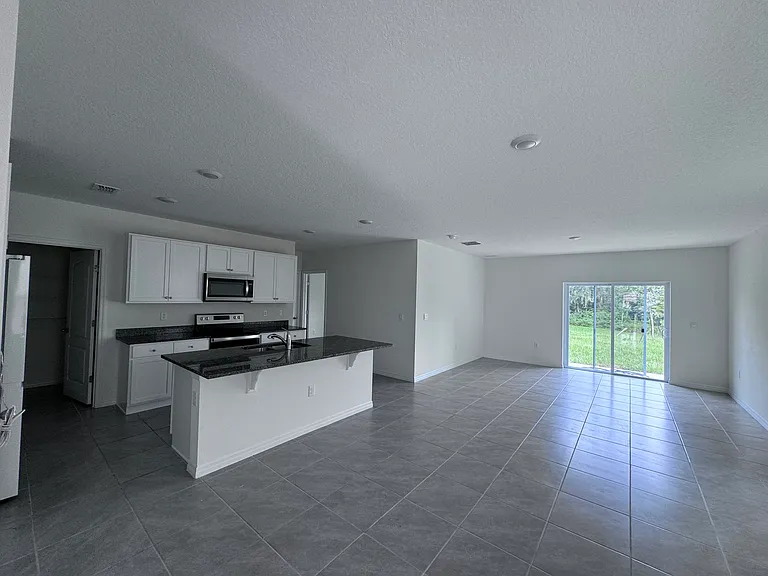 2493 Ribbon Fall Ave — Photo 5