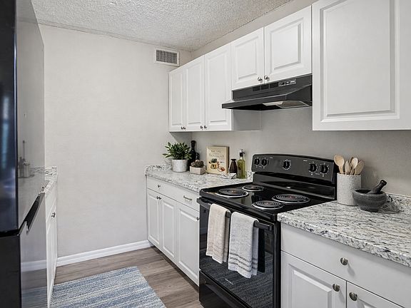 4th image of 464 Brentwood Dr #46014