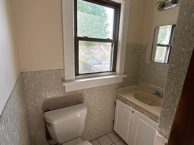 416 Georges Rd #1D — Photo 15