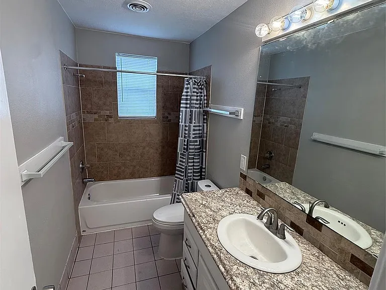403 Brandywyne Dr — Photo 14
