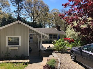 12 Bosuns Ln, Mashpee, MA 02649