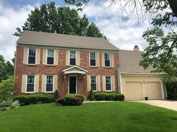 12421 Perry St, Overland Park, KS 66213