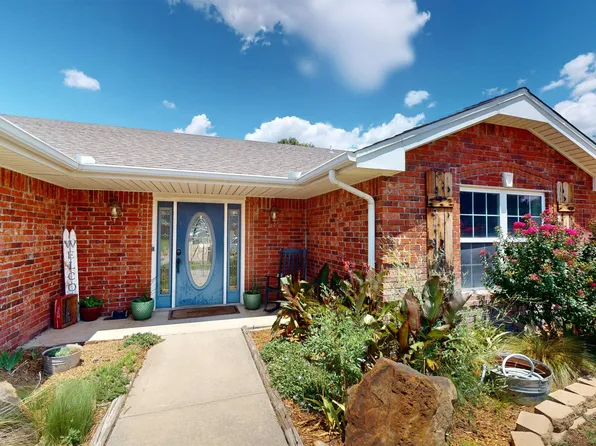 4842 Granville Ln, Woodward, OK 73801