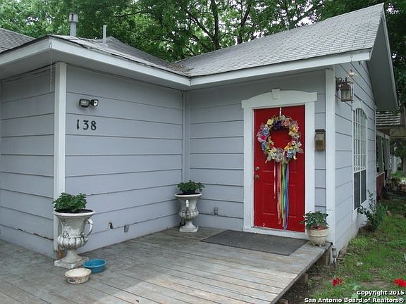 3rd image of 138 Groveland Pl