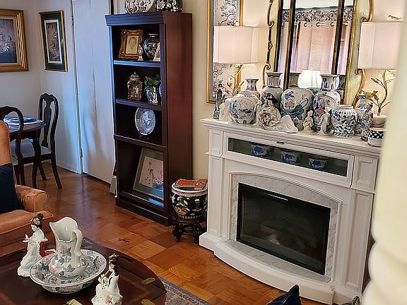 Formal Living/Dinning